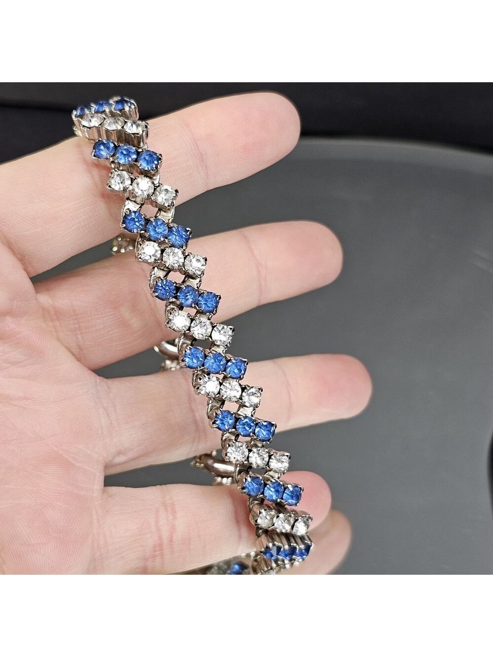 USA Made Bracelet Blue And White Rhinestone Women Self Adjustable One Size 4 All - Picture 5 of 11